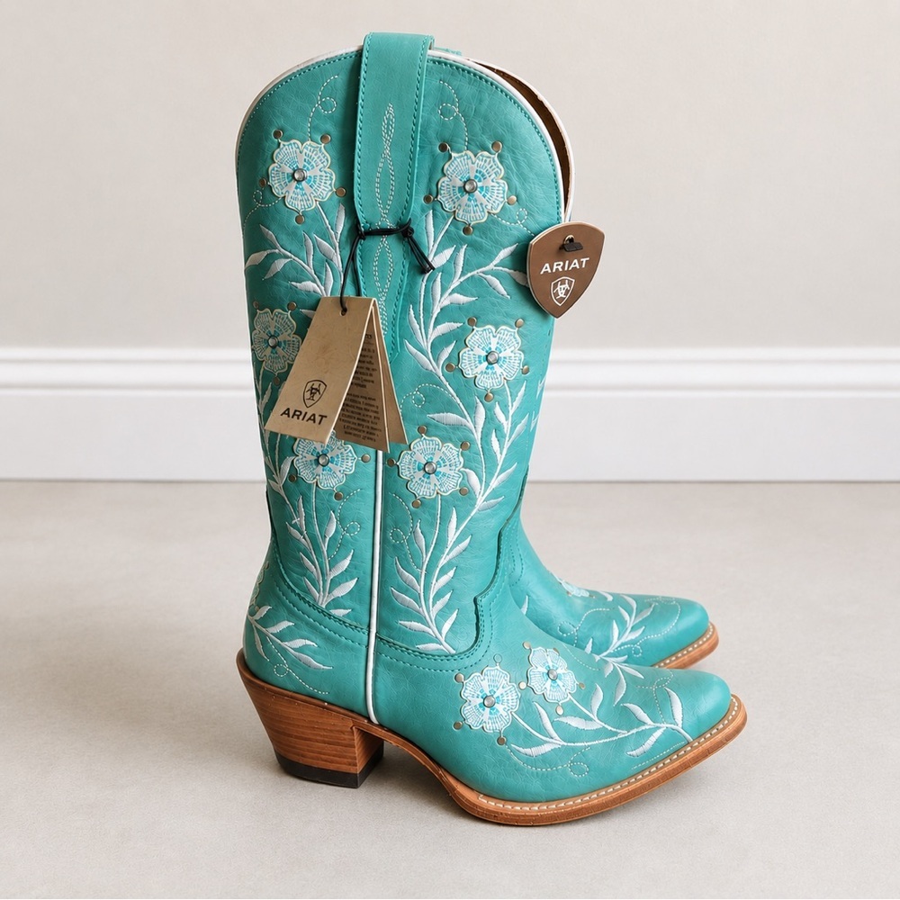 ARIAT Romance Western Boot in Natural Turquoise - Picture 3 of 12